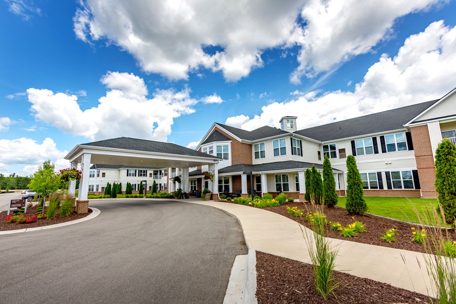 Senior living community, Storypoint Rockford, showcasing suburb architecture and transportation.