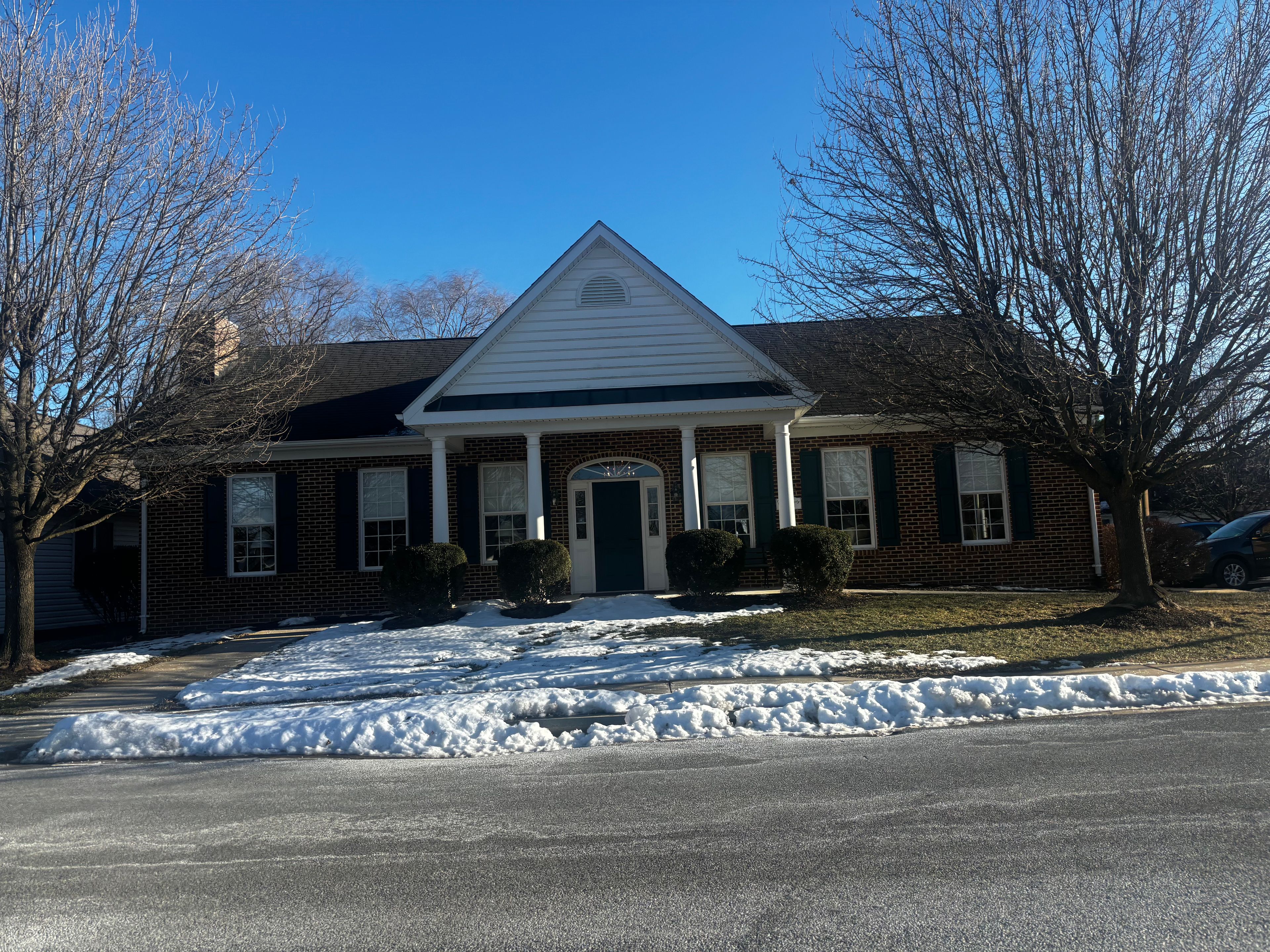 Willow Lawn Cottages 3