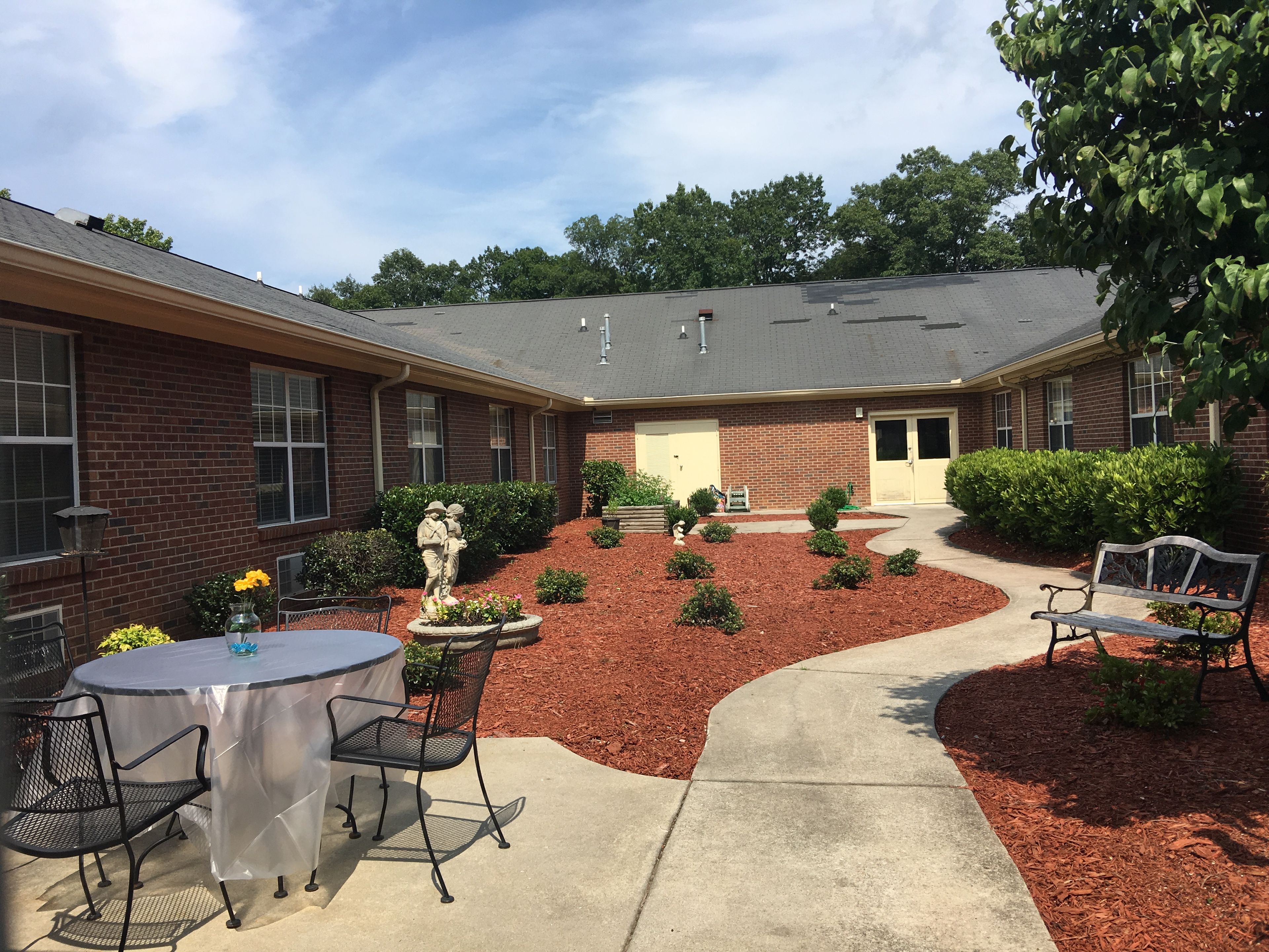 Manchester Court Assisted Living & Memory Care (CLOSED) 5