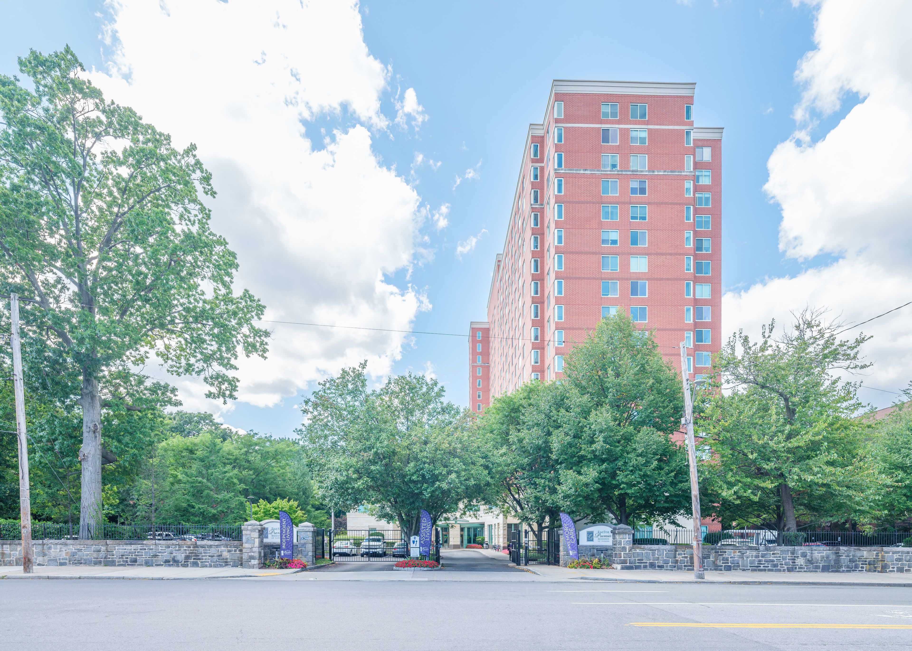 Five Star Premier Residences Of Yonkers 2