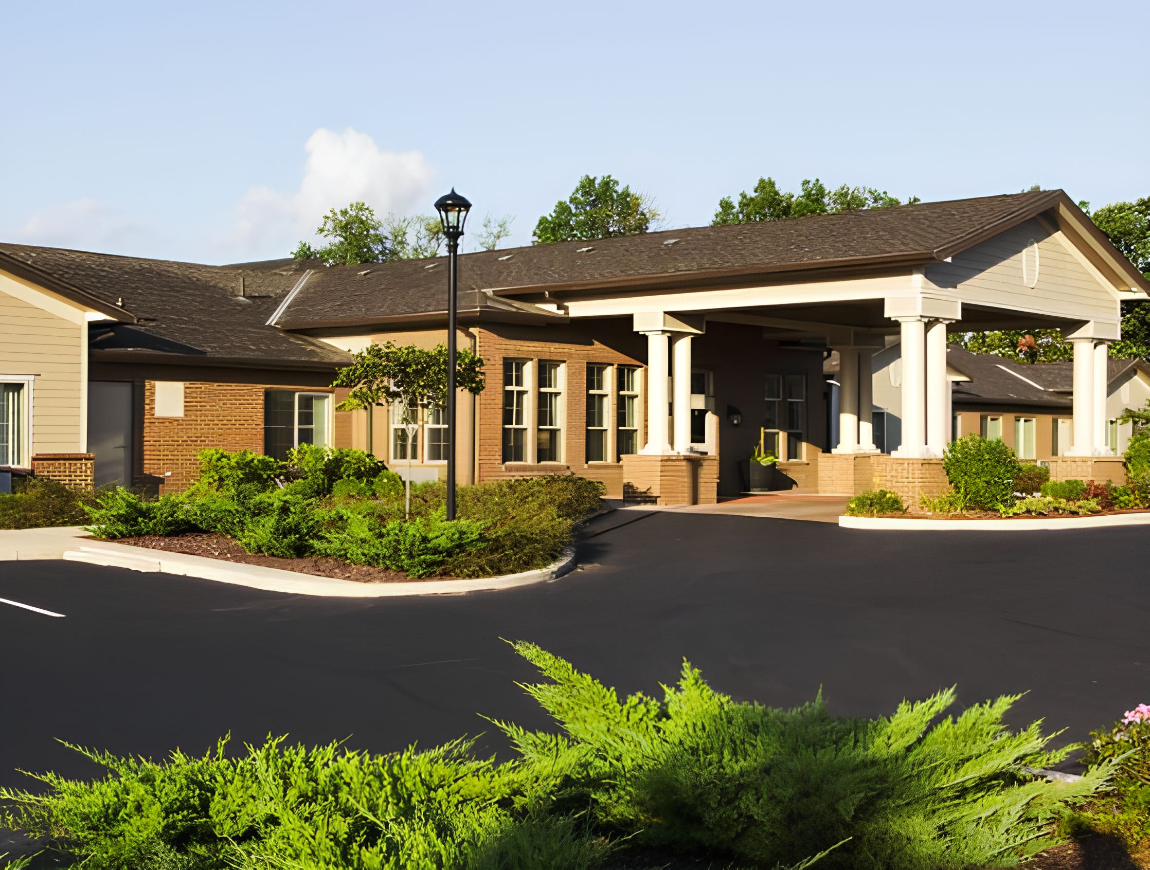 Cardinal Court Memory Care & Transitional Assisted Living 1