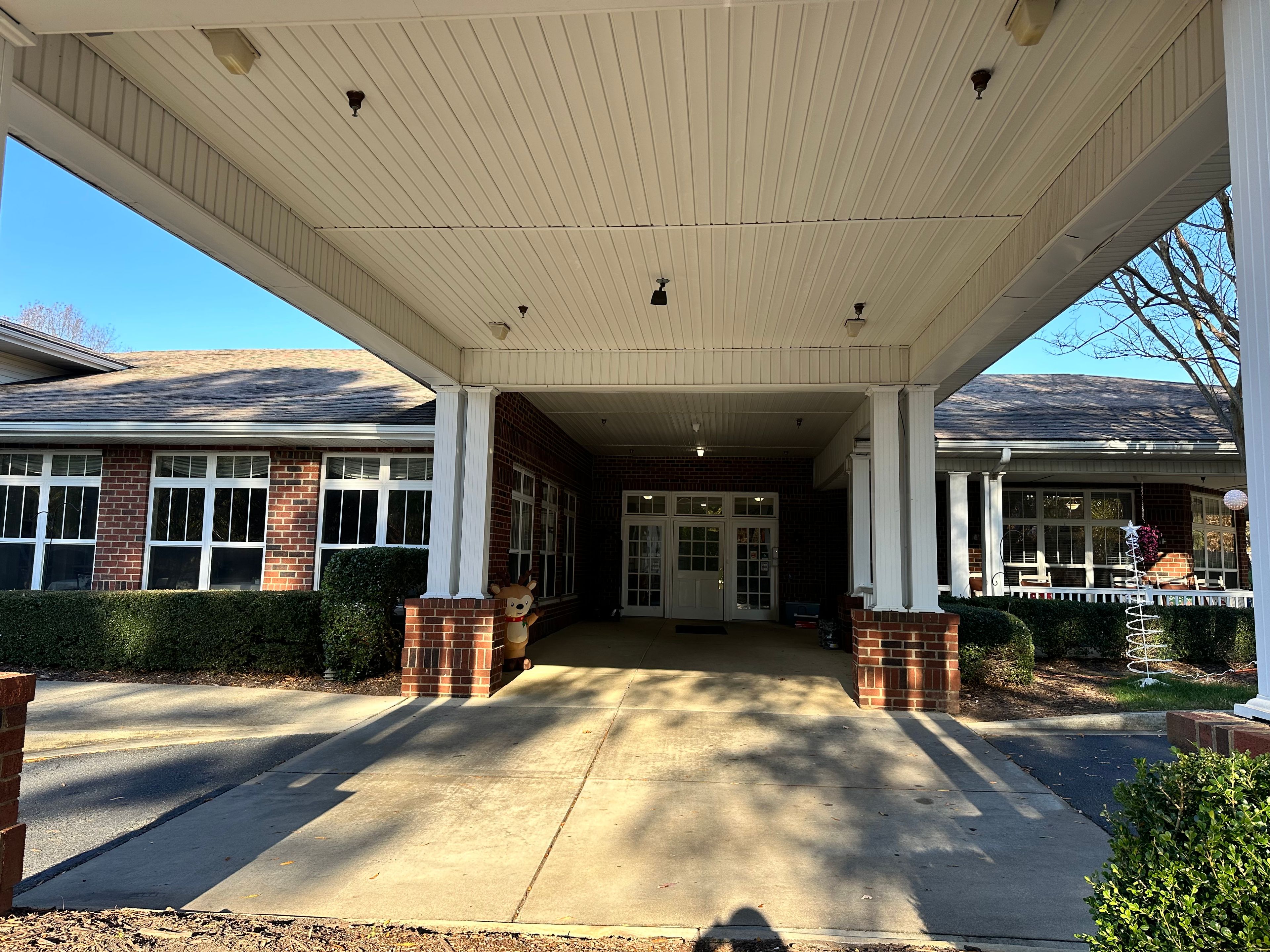 The Pines On Carmel Senior Living 3