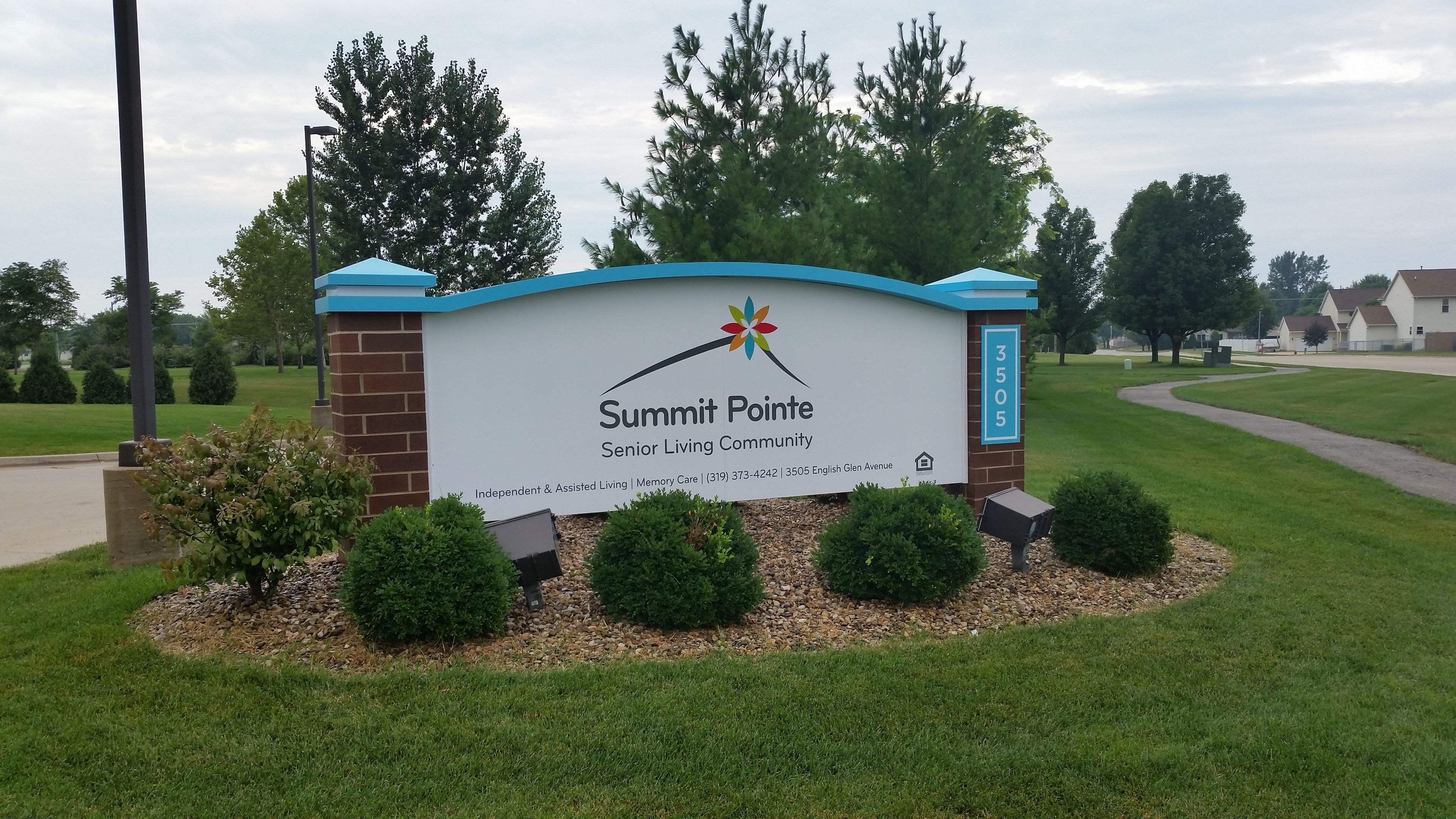 Summit Pointe 5
