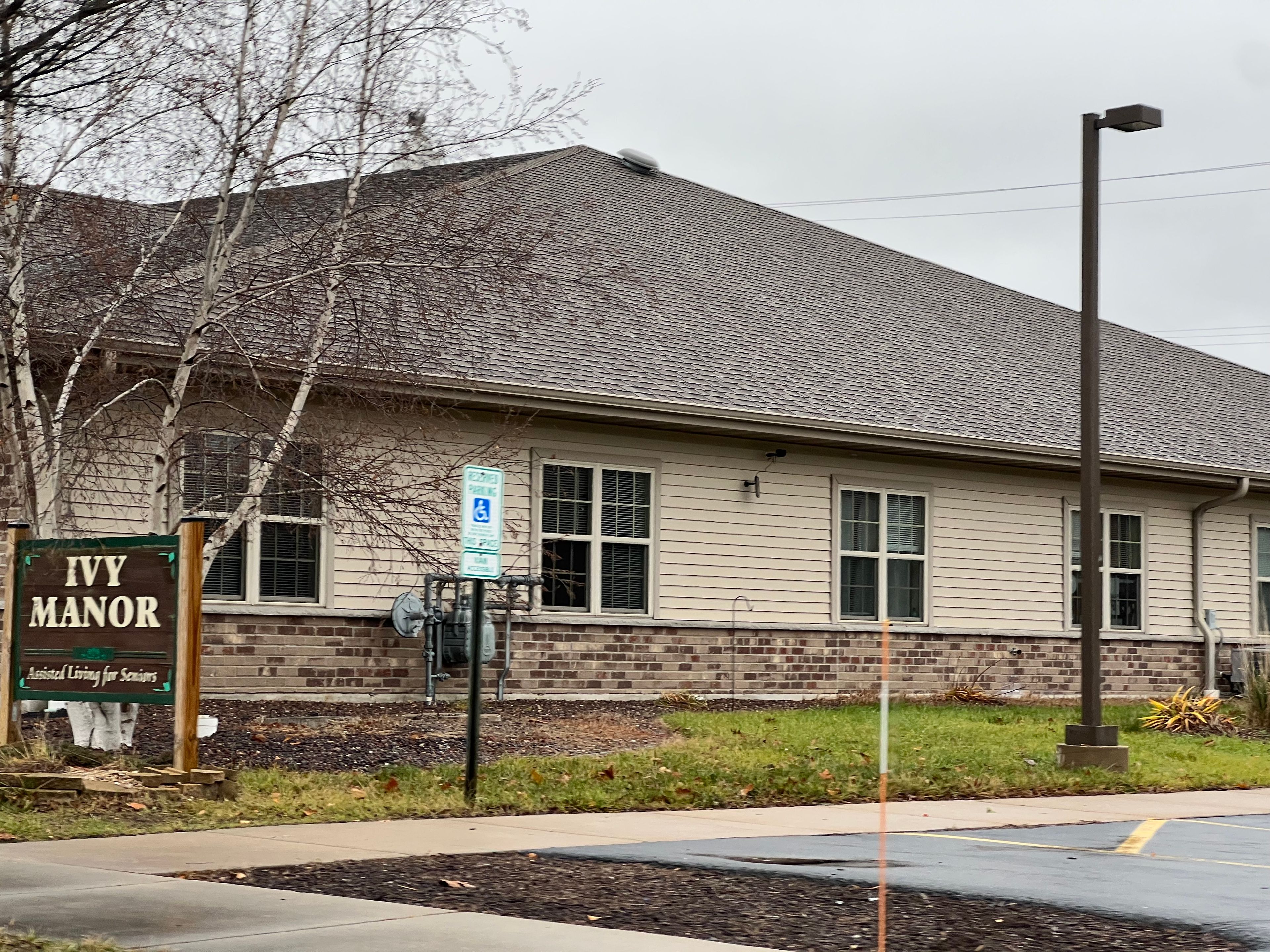 Ivy Manor Of West Bend Bldg 2 3