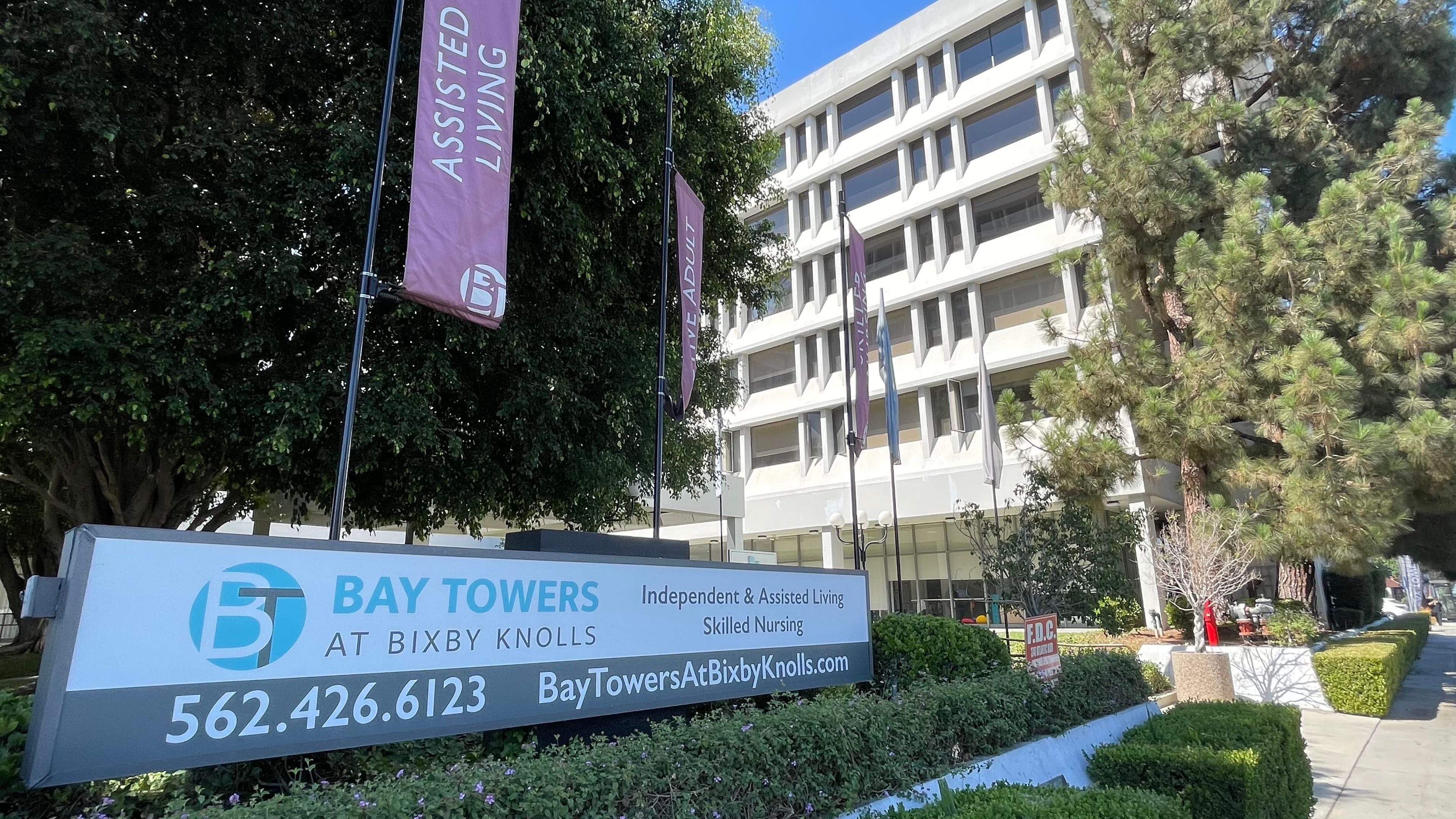 Bay Towers at Bixby Knolls 2