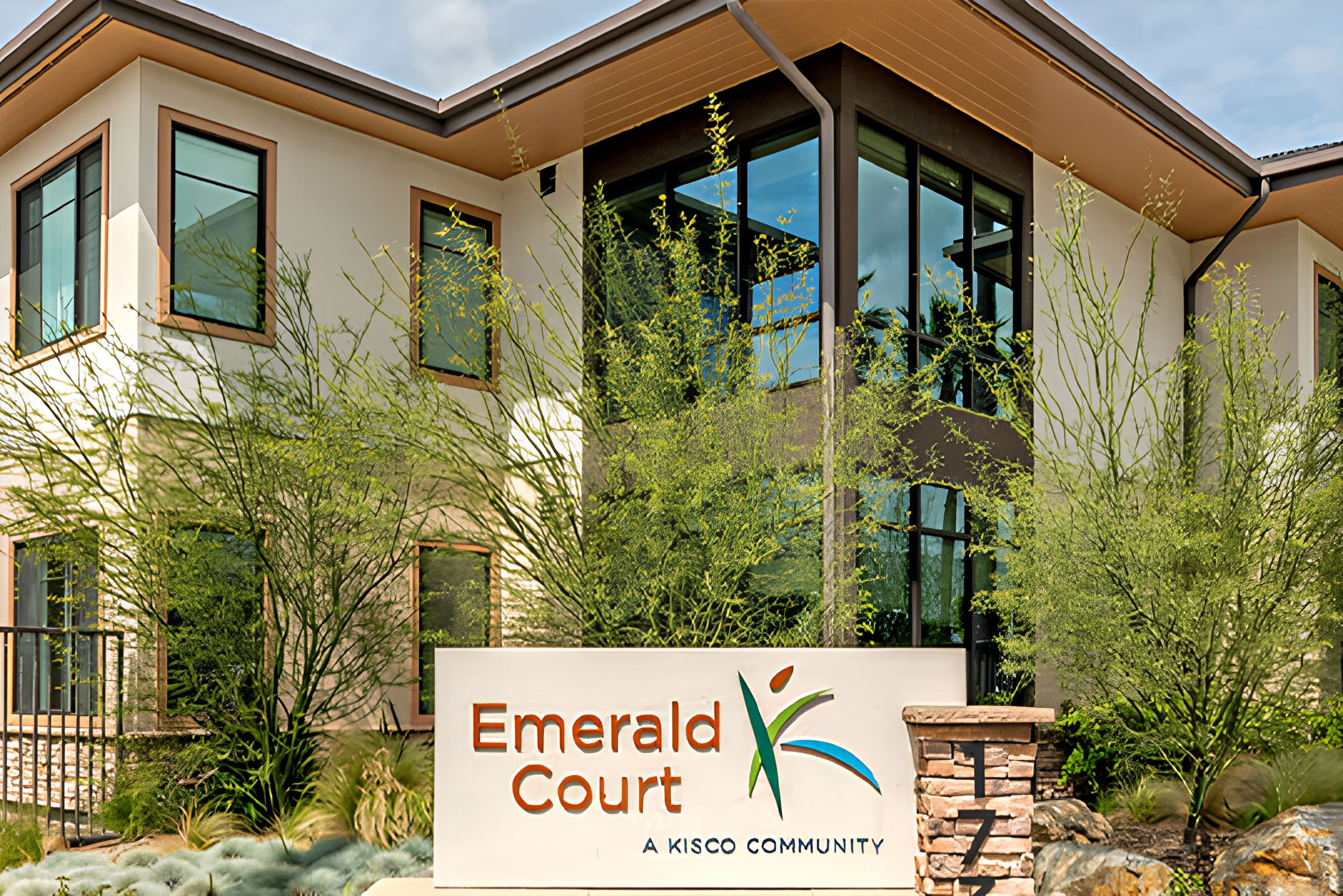 Emerald Court 1