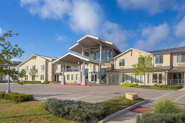 4 Best Assisted Living Facilities in Lakeway, TX Compare Costs & Reviews