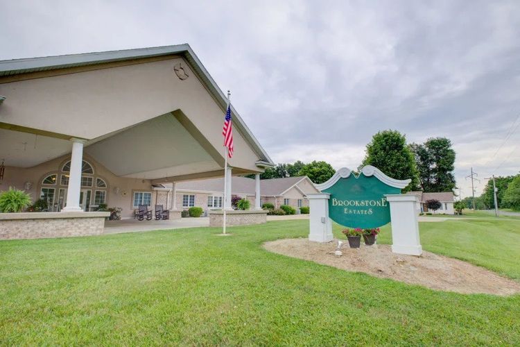 The 2 Best Assisted Living Facilities in Vandalia, IL Seniorly