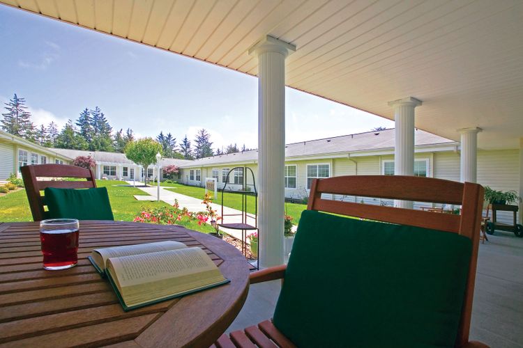 Crescent City Skilled Nursing with Amenities in Crescent City, CA