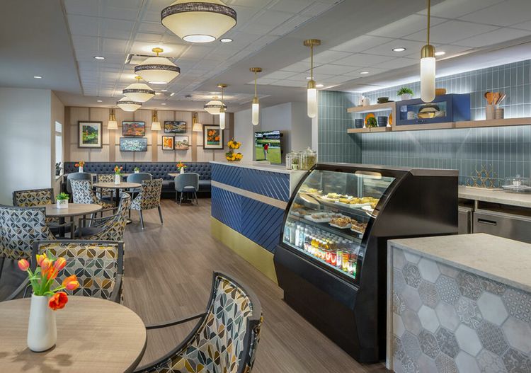 The 20 Best Assisted Living Facilities in Santa Rosa, CA | Seniorly