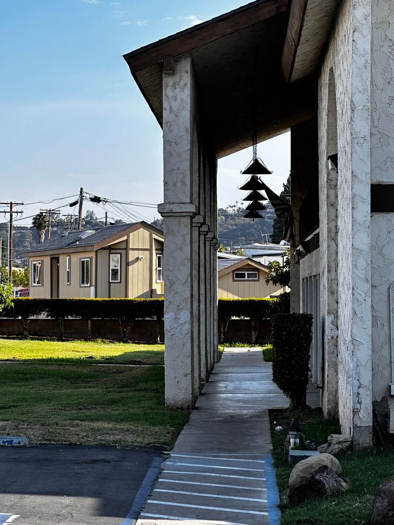 Casa El Cajon, El Cajon, CA 3