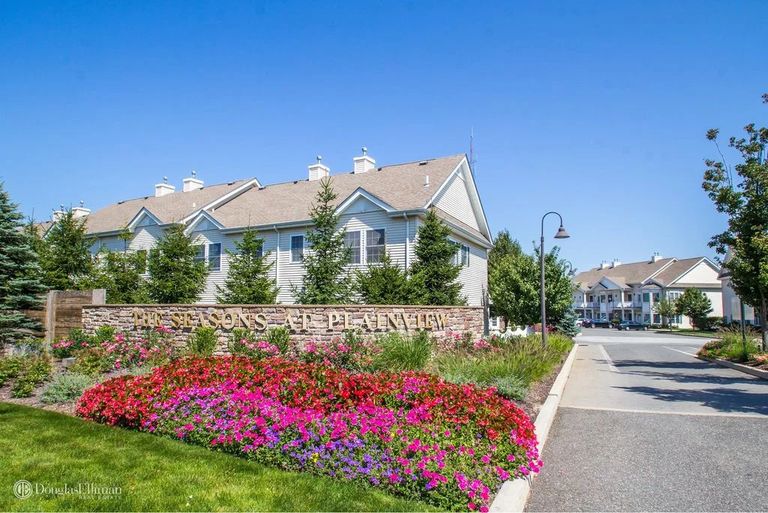 The Seasons at Plainview (UPDATED) Get Pricing & See 8 Photos in