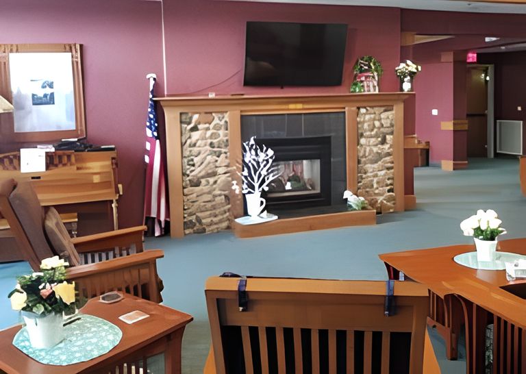Apple Valley Assisted Living, Clear Lake, IA 3