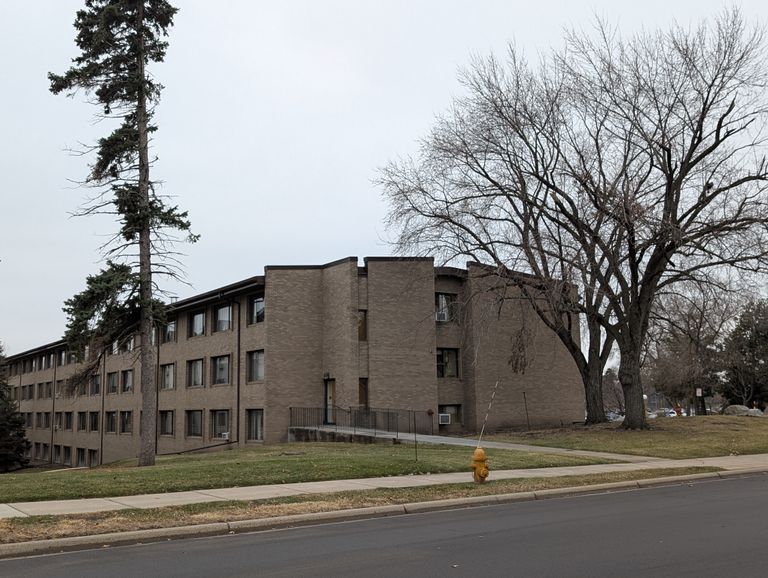 Meadow Ridge Senior Living, Golden Valley, MN 2