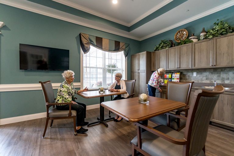 Manorhouse Assisted Living & Memory Care, Richmond, VA 2