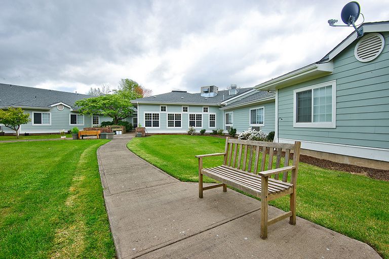 Spring Valley Assisted Living, Springfield, OR 3