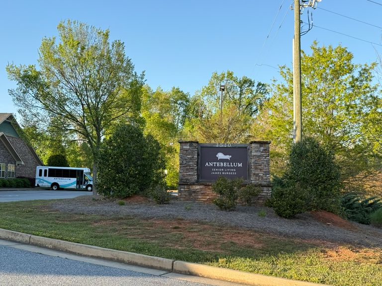 Antebellum James Burgess Senior Living, Suwanee, GA 3