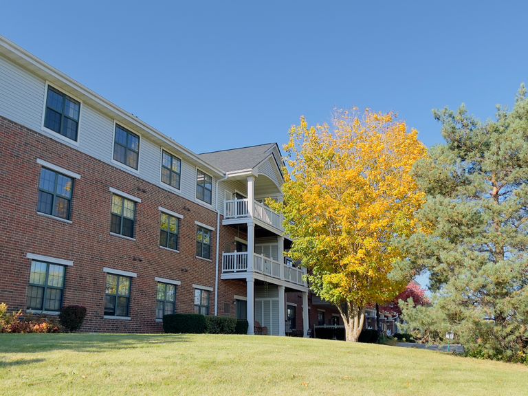 Manorpointe Apartments, Oak Creek, WI 1