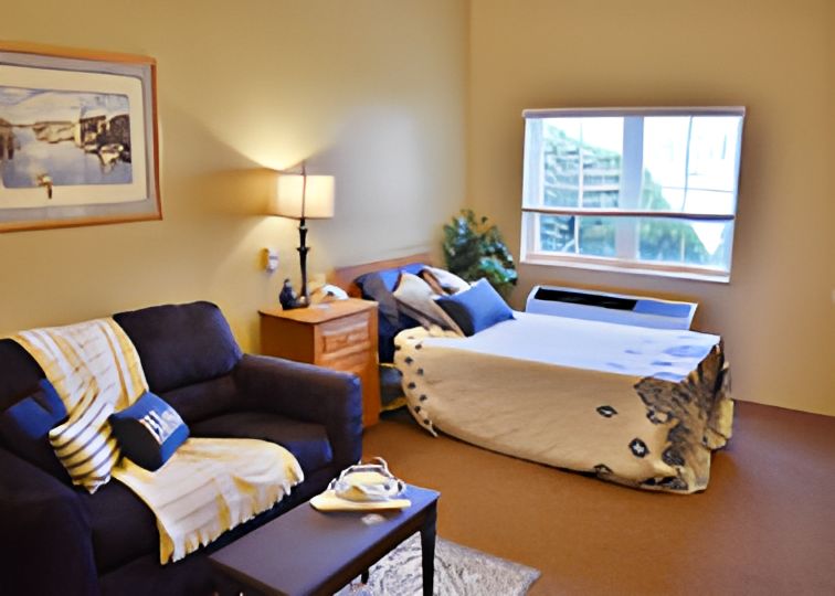 Loyalhanna Senior Suites & Personal Care, Latrobe, PA 1