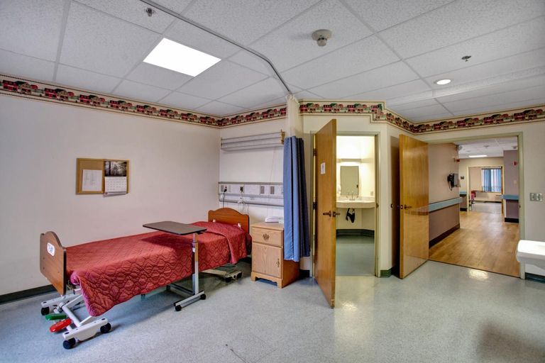 Colonial Vista Post-Acute & Rehab Center, Wenatchee, WA 2