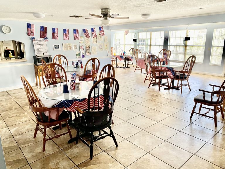 Lincolnshire Assisted Living, Clearwater, FL 3