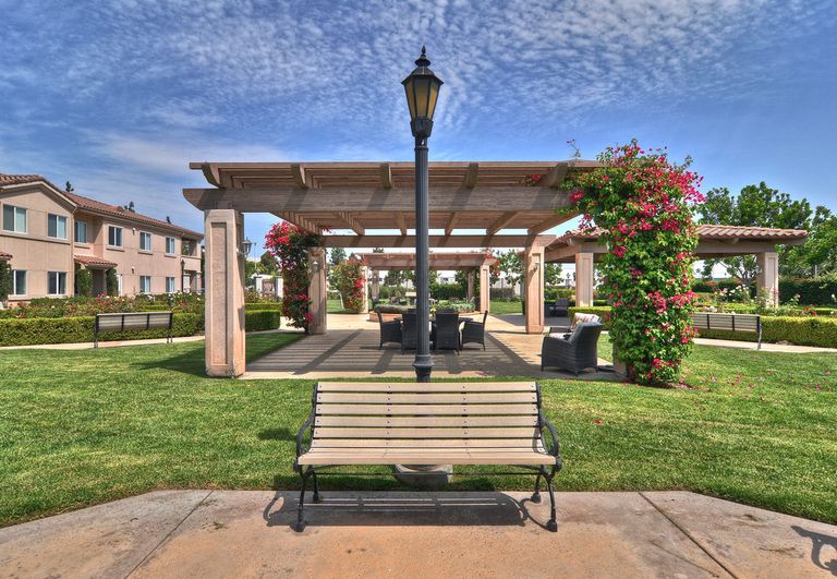 Ivy Park At Cerritos