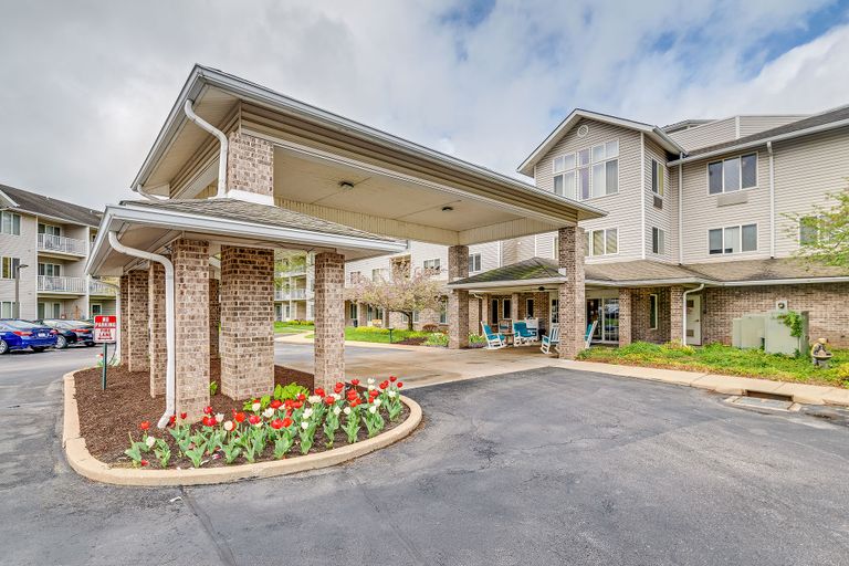 Solstice Senior Living At Fenton, Fenton, MO 1