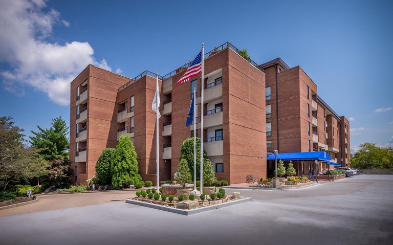 Mayfair Village Retirement Center, Lexington, KY 1