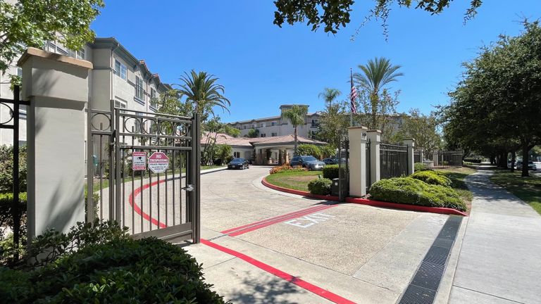 The Village at Sherman Oaks, Sherman Oaks, CA 3