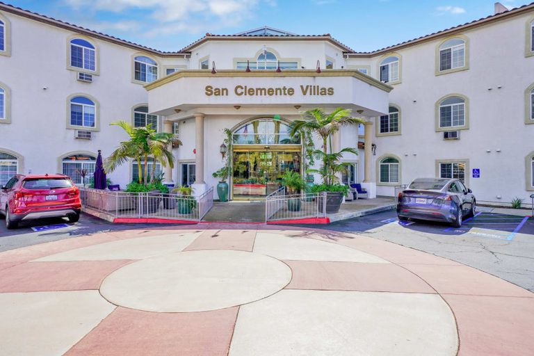 San Clemente Villas, San Clemente, CA 2
