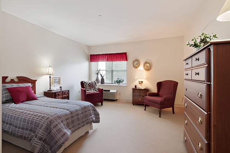 Seaton-Chesterfield-Bedroom-3025_sly_high_res_