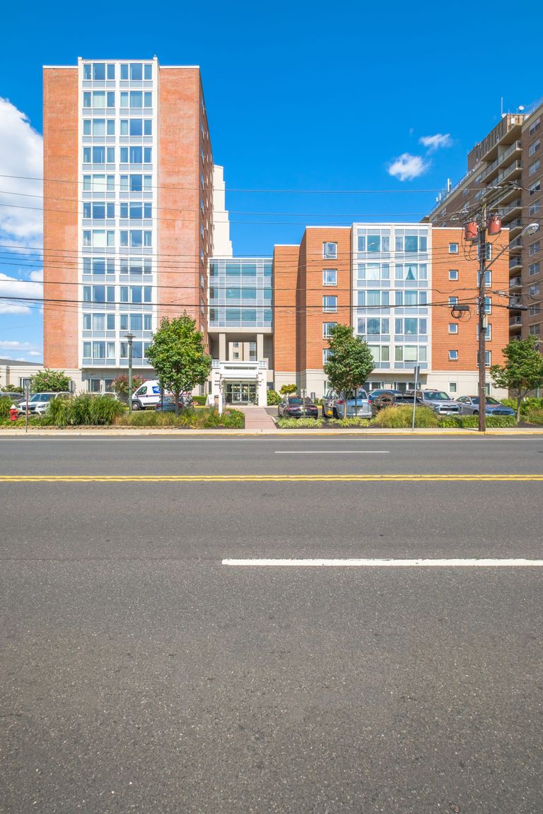 The Atrium at Navesink Harbor, Red Bank, NJ 3