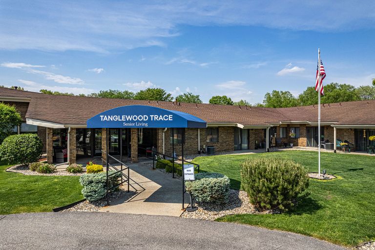 Tanglewood-Trace-front-entrance-2182