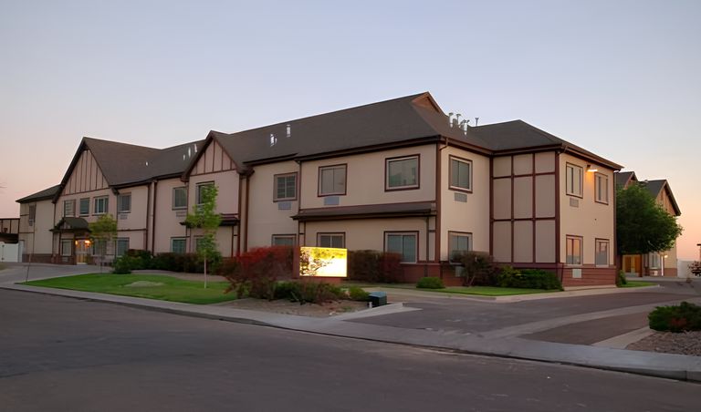 Chateau At Sharmar Assisted Living, Pueblo, CO 1