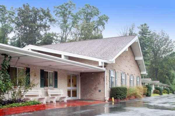 Fox Chase Rehabilitation and Nursing Center, Silver Spring, MD 1