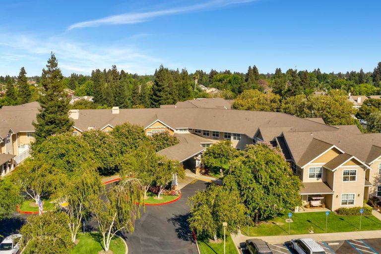 Dale Commons (UPDATED) Get Pricing, See 20 Photos & See Floor Plans