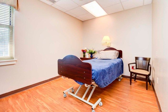 the-garrison-geriatric-education-and-care-centerthe-garrison-geriatric-education-and-care-center-bedroom-3424