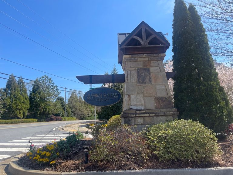 Woodview Court, Woodstock, GA 1