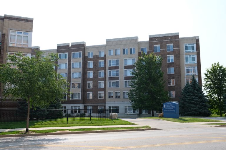 Senior Suites Wright Campus, Chicago, IL 1