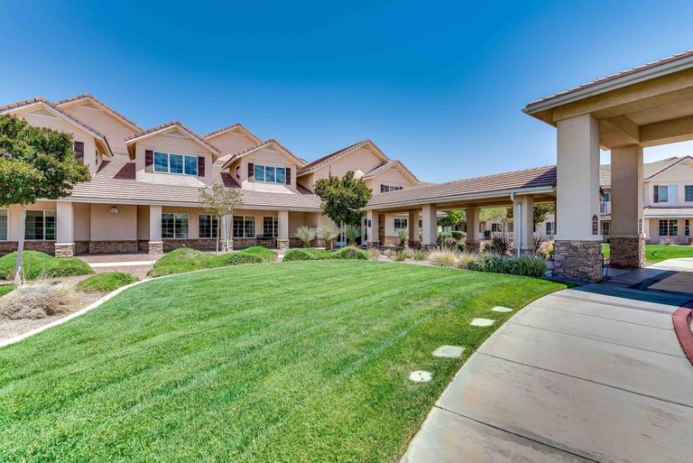 Solstice Senior Living At Apple Valley, Apple Valley, CA 1