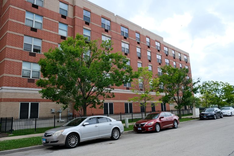 Senior Suites Of Marquette Village, Chicago, IL 2