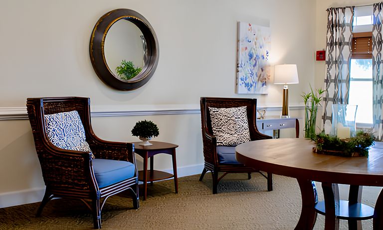 greenfield-senior-living-of-woodstockinterior3_sly_high_res_