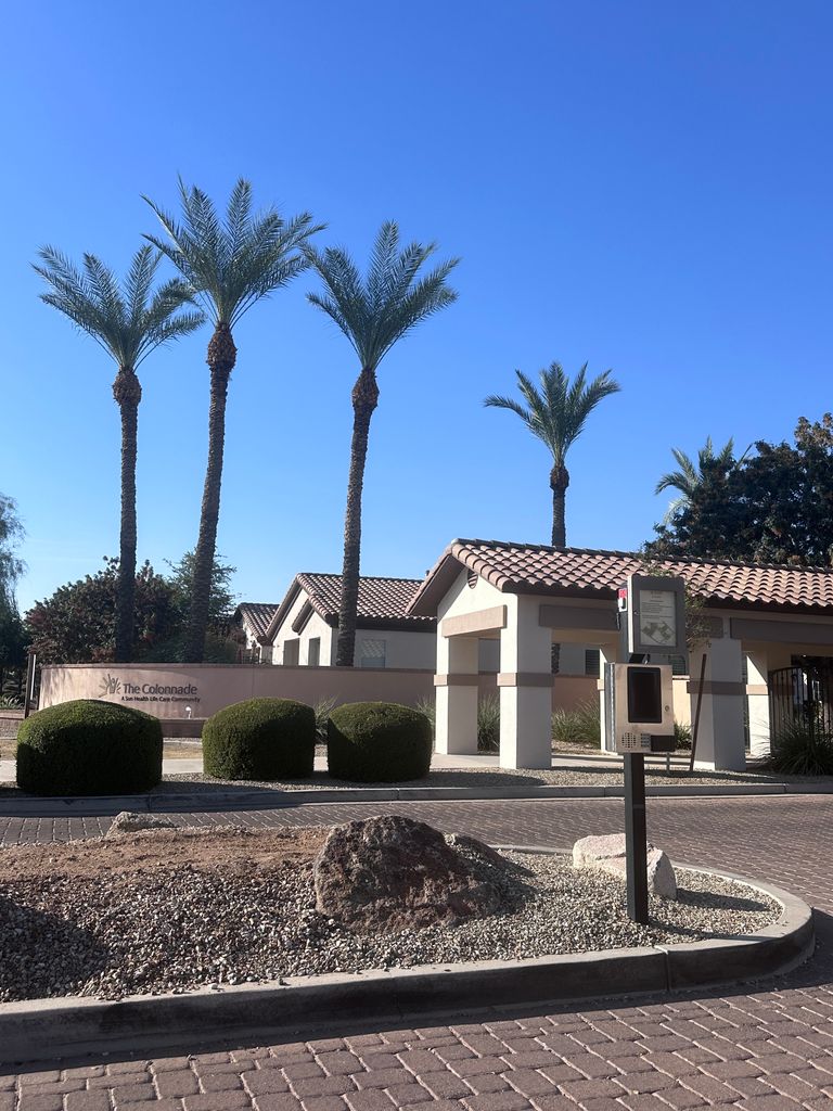 Sun Health Assisted Living at the Colonnade, Surprise, AZ 3