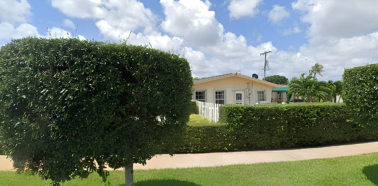 El Pinar Assisted Living Facility - West Palm Beach, West Palm Beach, FL 1