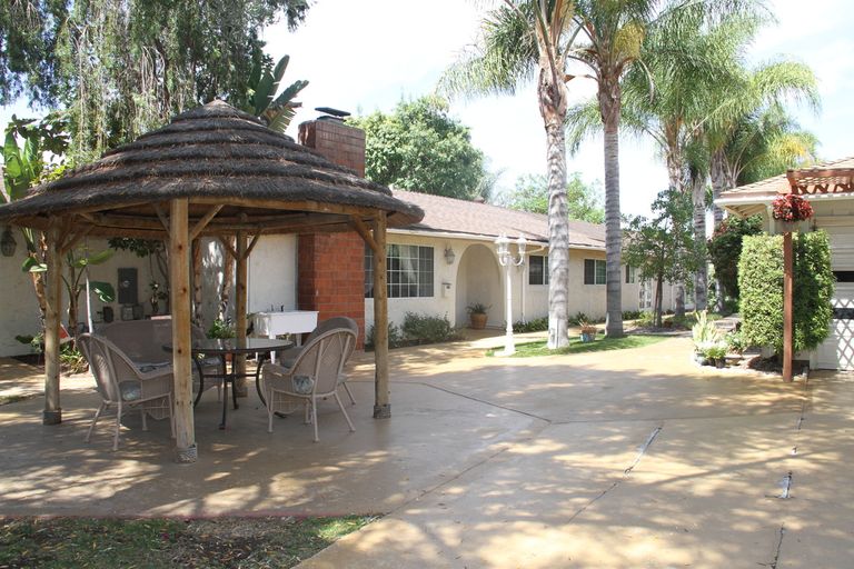 Gate Manor, Poway, CA 1