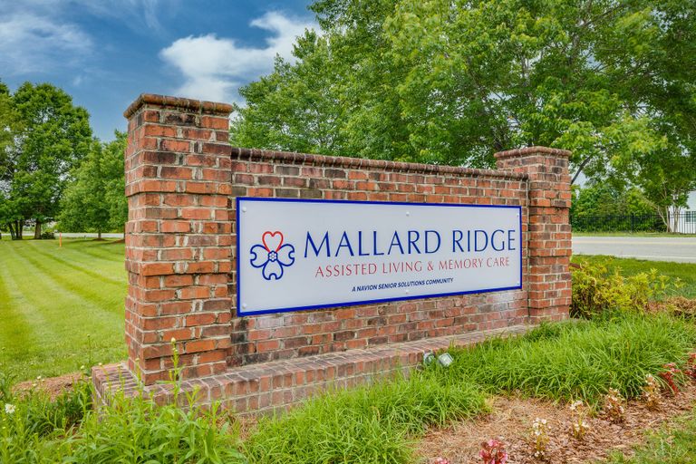 Mallard-Ridge-Assisted-Living-exterior-1022