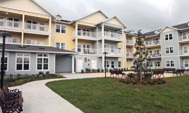 The Carriage House Gracious Retirement Living, Oxford, FL 1