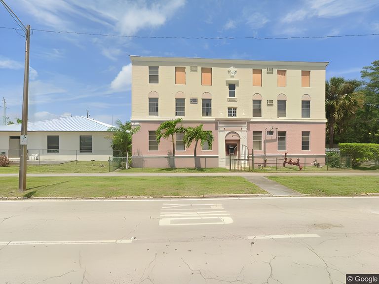 Windsor Court, West Palm Beach, FL 1