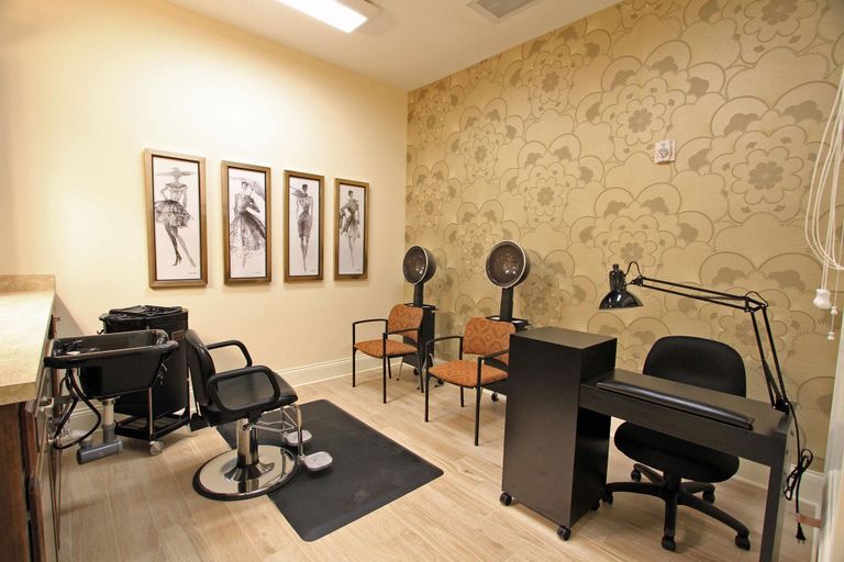 Benton House Of Staley Hills (UPDATED) Get Pricing & See 12 Photos in Kansas City, MO