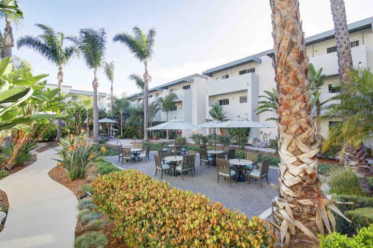 Coastal Heights Senior Living, Costa Mesa, CA 2